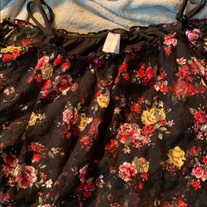 lace flower shirt ! *fits like a large*